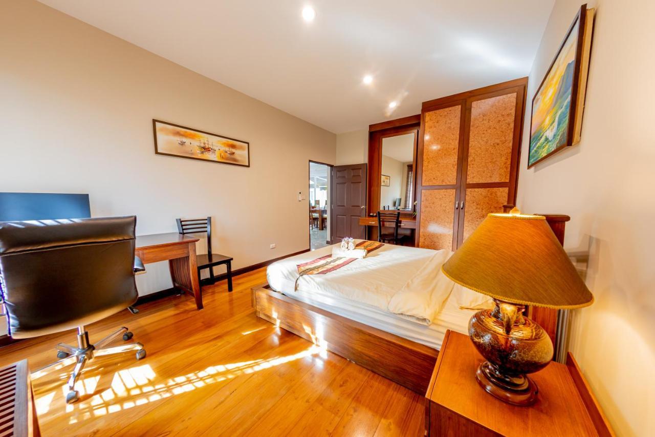 Готель Hua Hin Horizon Екстер'єр фото